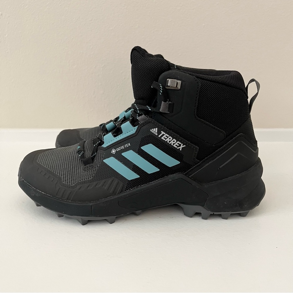 Adidas Terrex Swift R3 GORE-TEX Mid Hiking Shoes